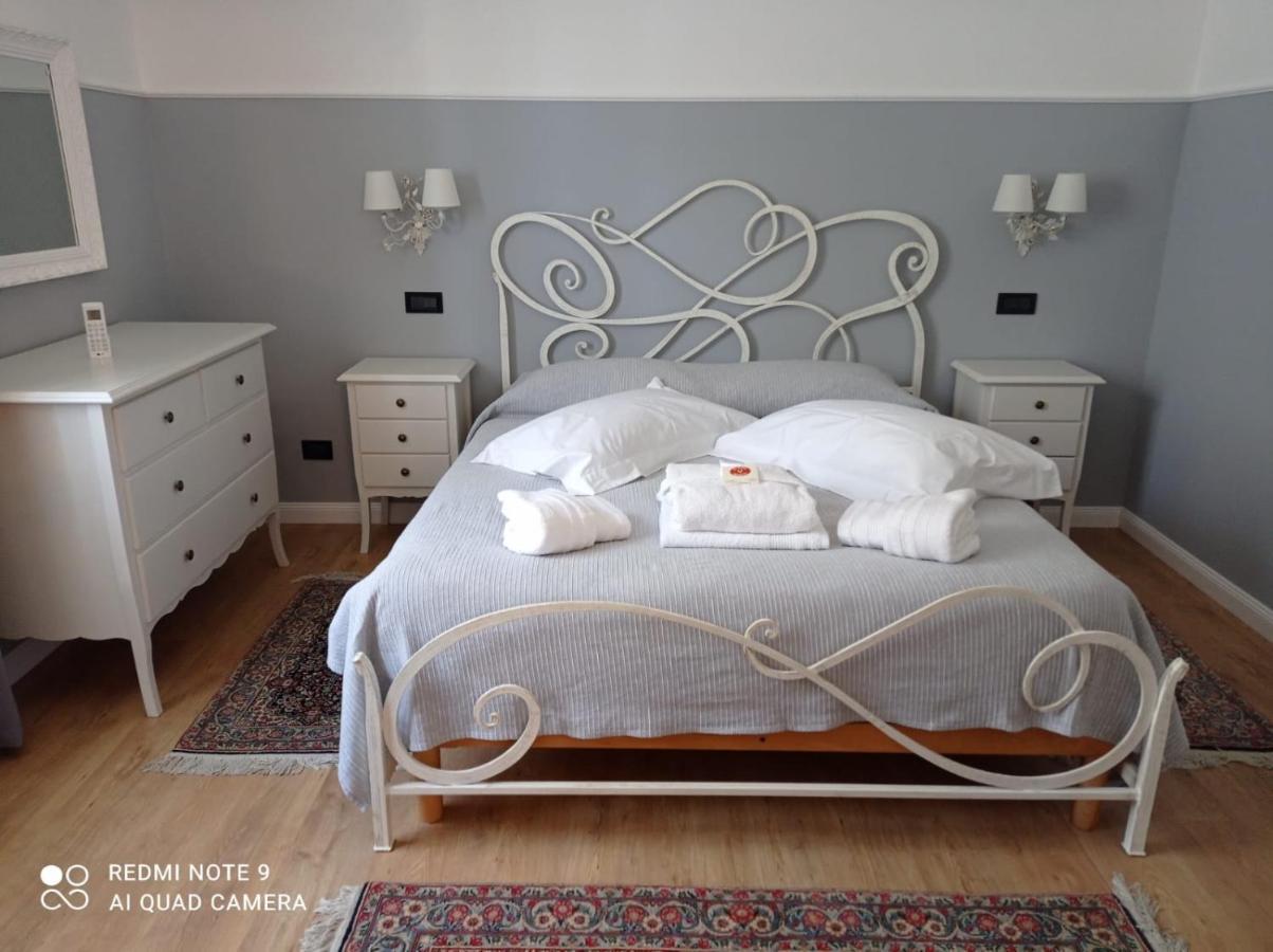 Il Nido Rifatto Bed & Breakfast Laigueglia Bagian luar foto