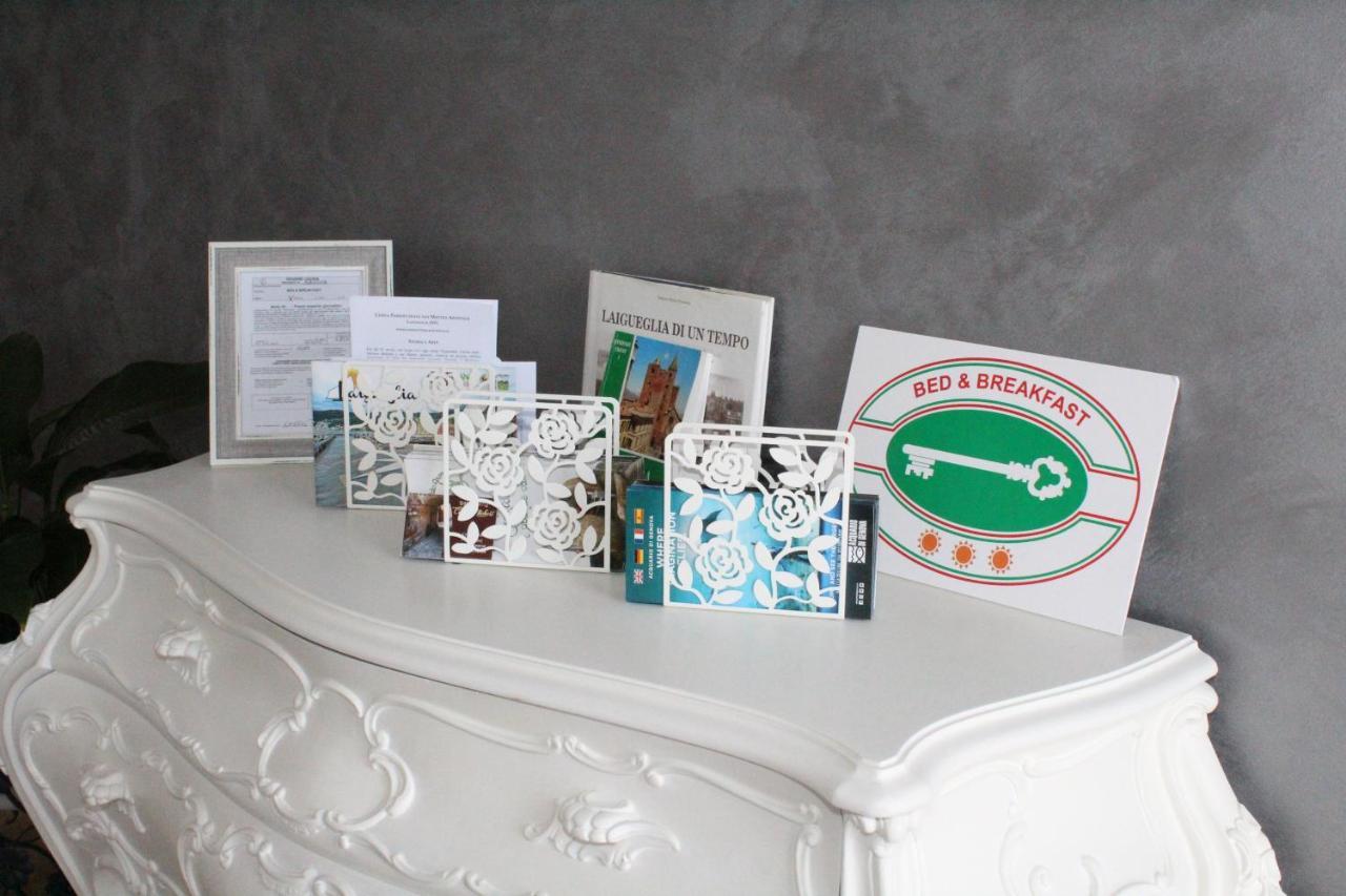 Il Nido Rifatto Bed & Breakfast Laigueglia Bagian luar foto